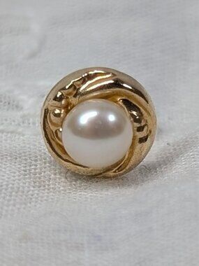 Vintage Single T. Sardelli & Sons ZZ 585 Gold (14K) & Pearl Post Earring